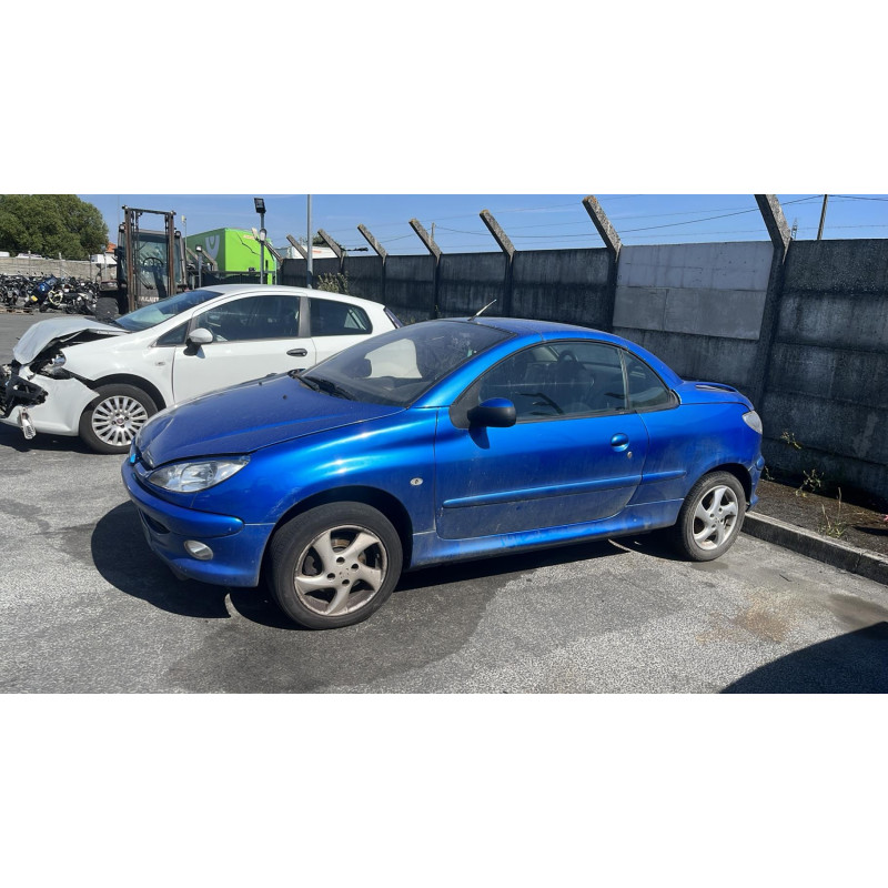 Attache ceinture avant droit PEUGEOT 206 Photo n°10