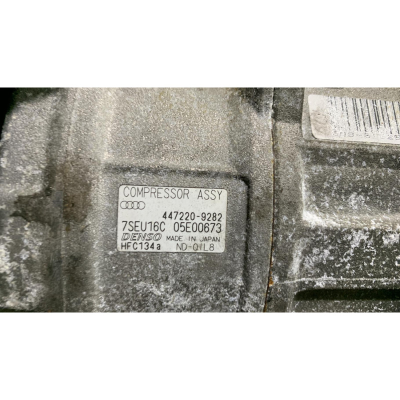 Compresseur clim AUDI A8 2 Photo n°2