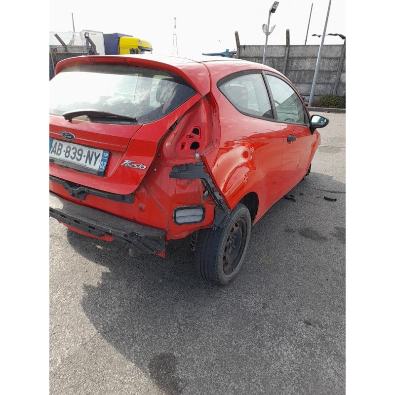 Poignee interieur avant droit FORD FIESTA 6 Photo n°10