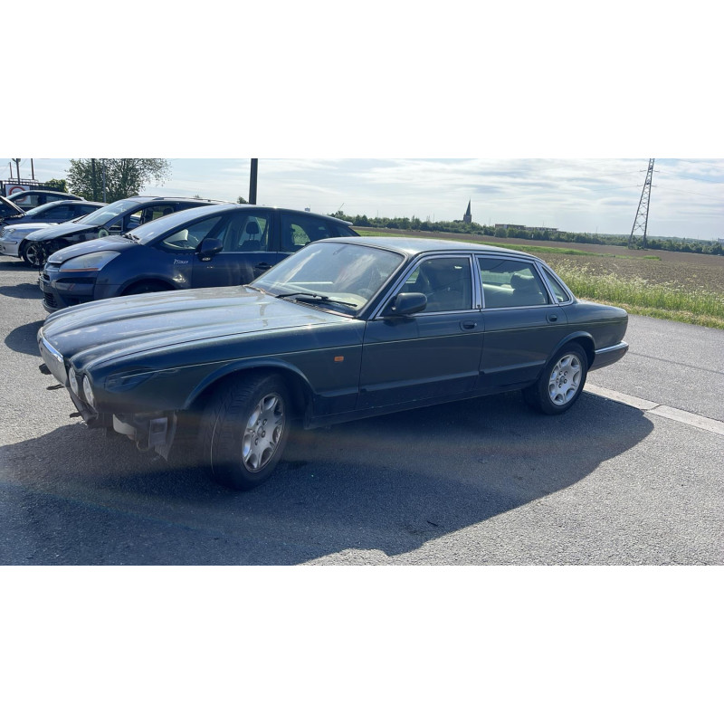 Trappe d'essence JAGUAR XJ 3 Photo n°4