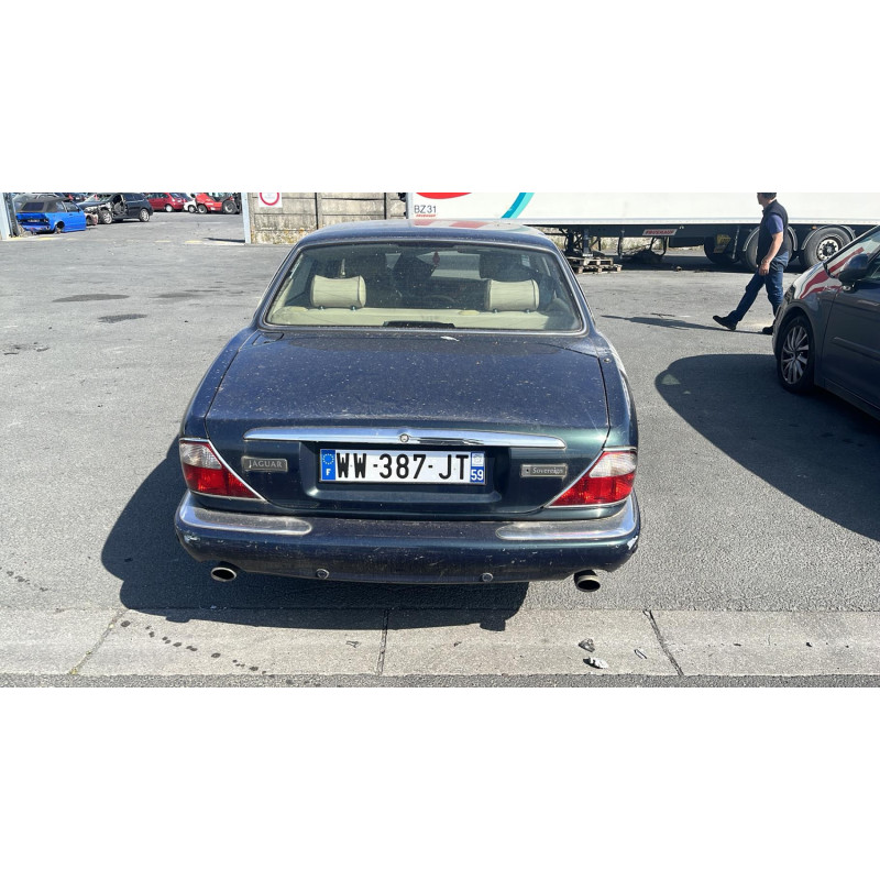 Trappe d'essence JAGUAR XJ 3 Photo n°9
