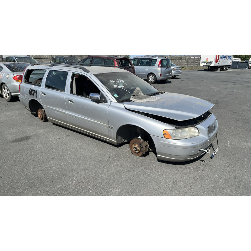 Feu arriere stop central VOLVO V 70 1 Photo n°4