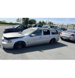 Feu arriere stop central VOLVO V 70 1