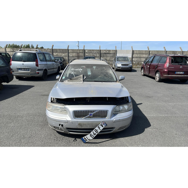 Feu arriere stop central VOLVO V 70 1 Photo n°9