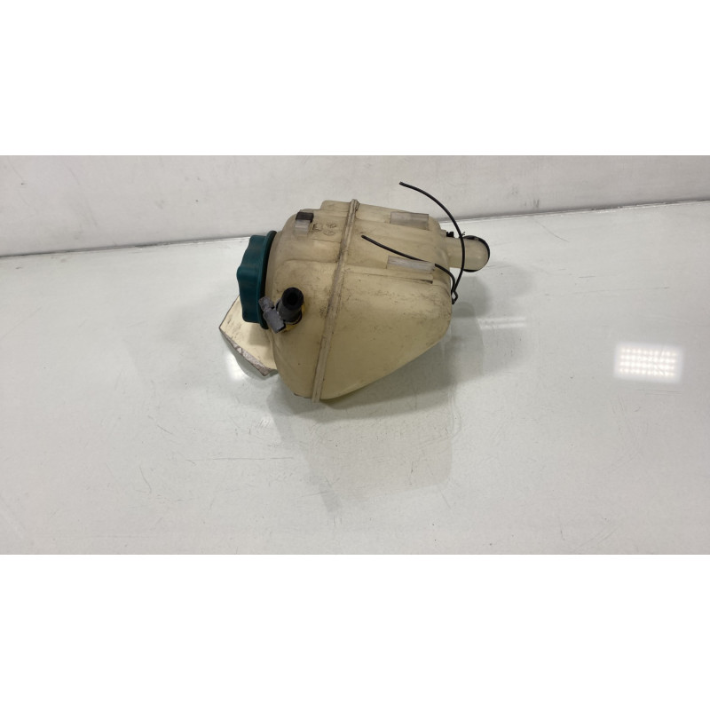 Vase d'expansion VOLVO V 70 1 Photo n°2