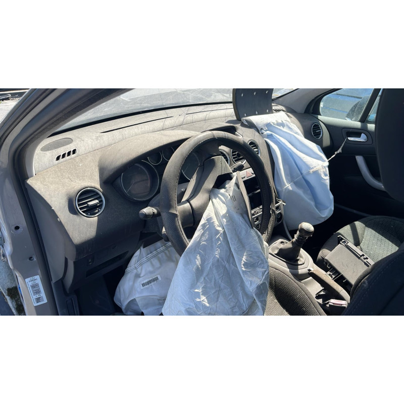 Vitre arriere droit PEUGEOT 308 1 SW Photo n°5