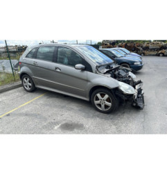 Feu arriere secondaire droit (feux) MERCEDES CLASSE B 245