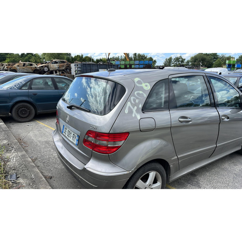 Feu arriere secondaire gauche (feux) MERCEDES CLASSE B 245 Photo n°5