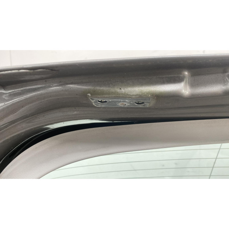 Malle/Hayon arriere MERCEDES CLASSE B 245 Photo n°4