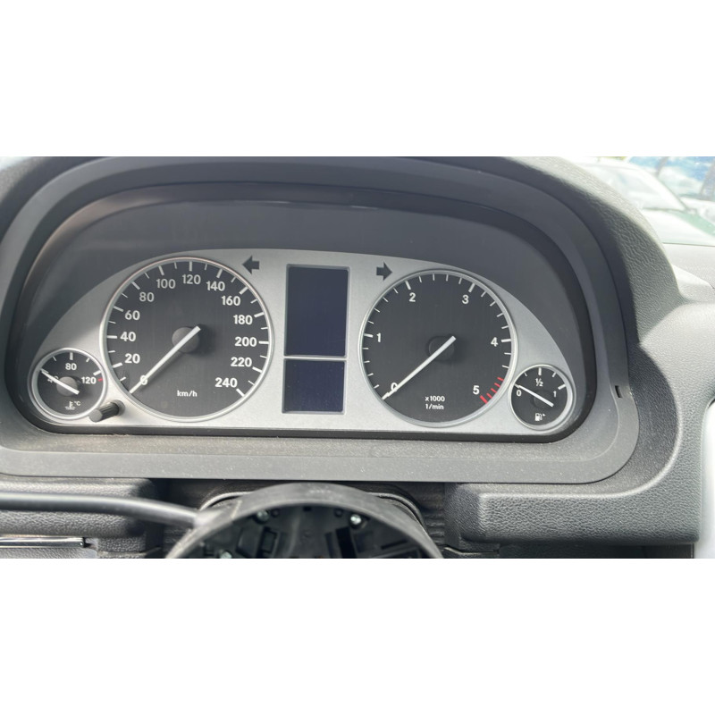Boite a gants MERCEDES CLASSE B 245 Photo n°10