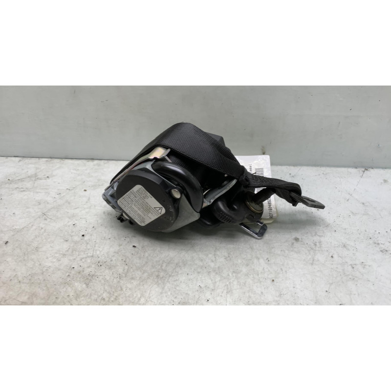 Pretensionneur de ceinture arriere droit MERCEDES CLASSE B 245 Photo n°4