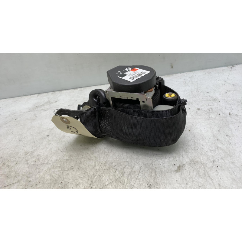 Pretensionneur de ceinture arriere gauche MERCEDES CLASSE B 245 Photo n°3