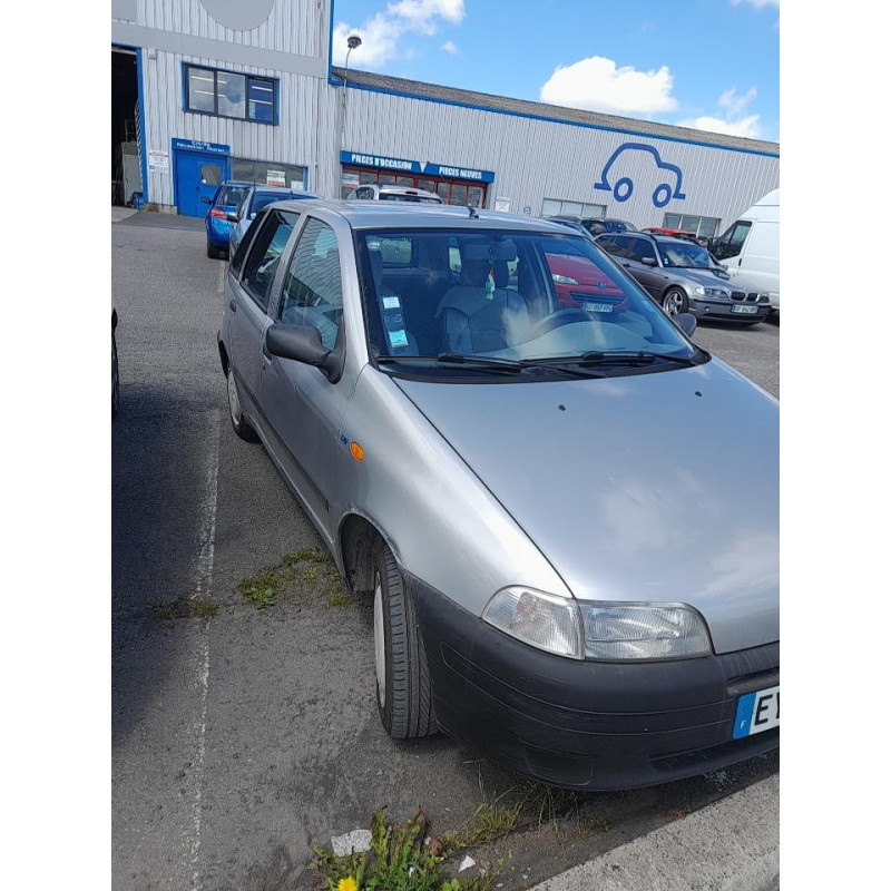 Optique avant principal droit (feux)(phare) FIAT PUNTO 1 Photo n°12