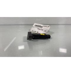 Bouton de warning VOLVO V 70 1