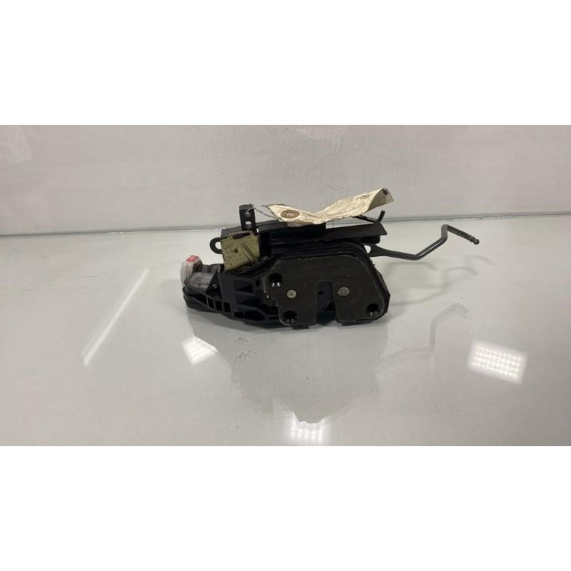 Serrure avant gauche HYUNDAI MATRIX Photo n°1