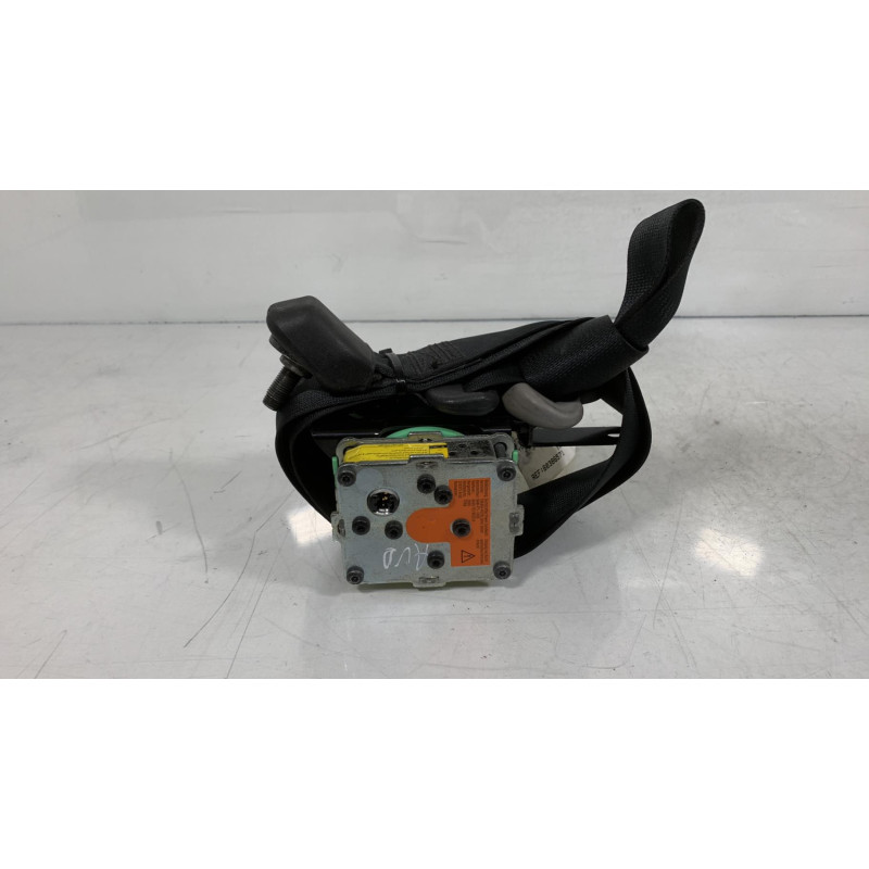 Pretensionneur de ceinture avant droit TOYOTA YARIS 2 Photo n°3