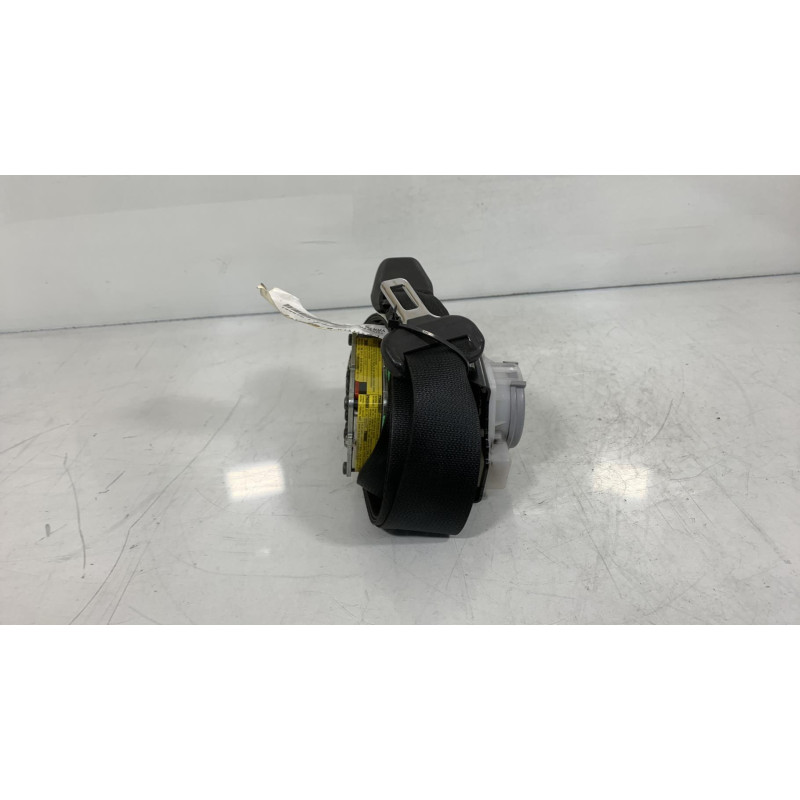 Pretensionneur de ceinture avant gauche TOYOTA YARIS 2 Photo n°2