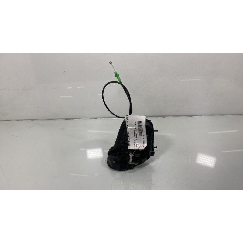 Serrure arriere droit TOYOTA YARIS 2 Photo n°3