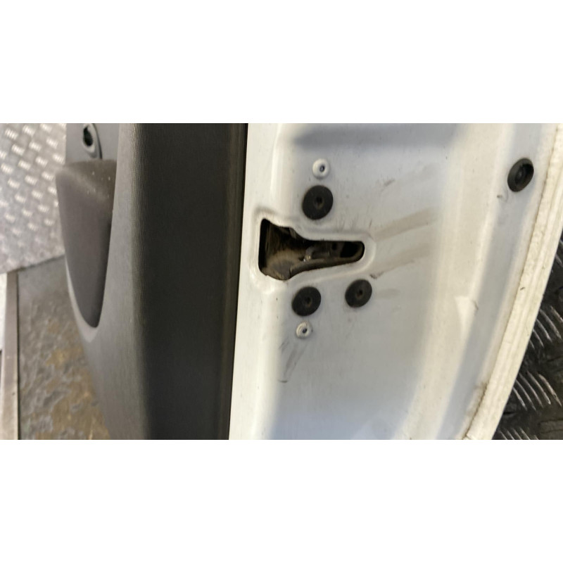 Porte avant droit RENAULT CLIO 3 Photo n°7