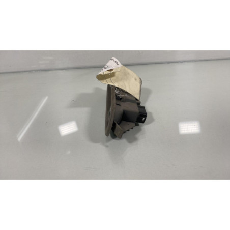 Interrupteur de leve vitre arriere droit RENAULT CLIO 3