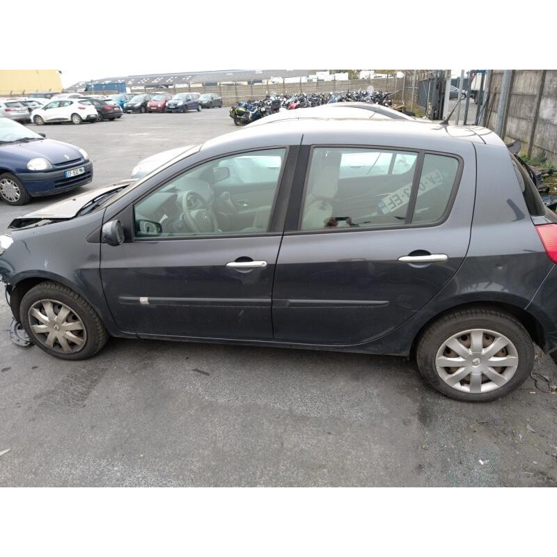 Poignee interieur avant droit RENAULT CLIO 3 Photo n°12