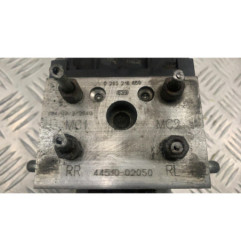 Bloc ABS (freins anti-blocage) TOYOTA COROLLA 10