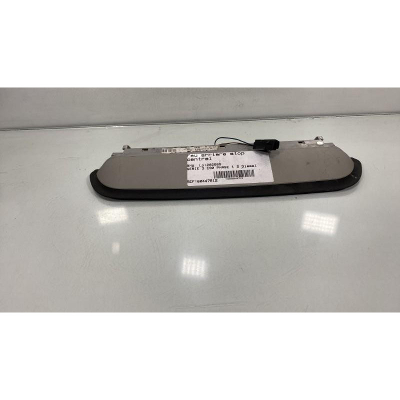 Feu arriere stop central BMW SERIE 3 E90 Photo n°2