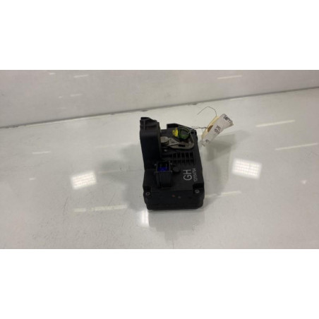 Serrure arriere droit OPEL MERIVA A