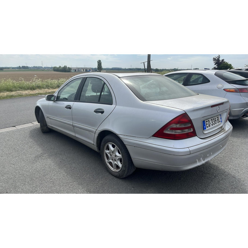 Pretensionneur de ceinture avant gauche MERCEDES CLASSE C 203 Photo n°4