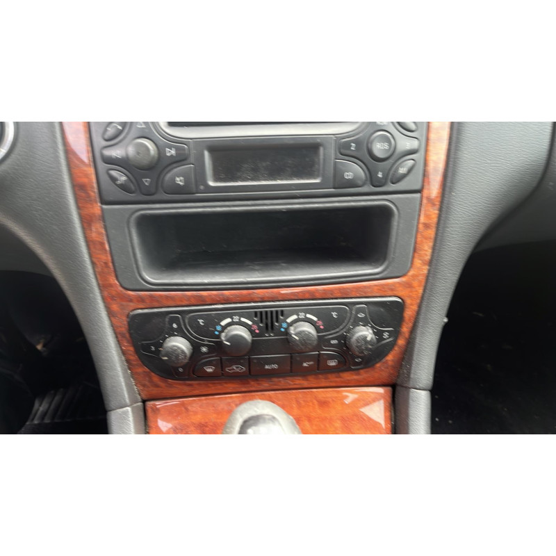 Pretensionneur de ceinture avant gauche MERCEDES CLASSE C 203 Photo n°6