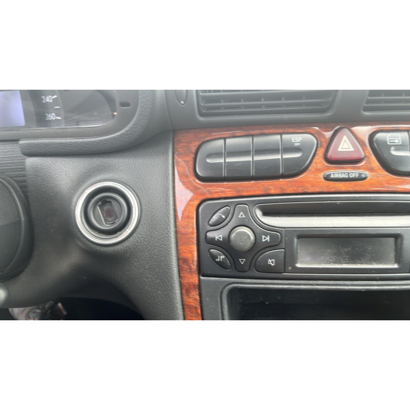 Pretensionneur de ceinture avant gauche MERCEDES CLASSE C 203 Photo n°8