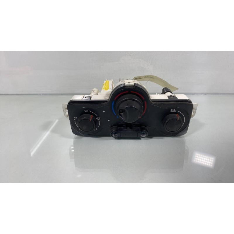 Commande chauffage RENAULT MODUS Photo n°3