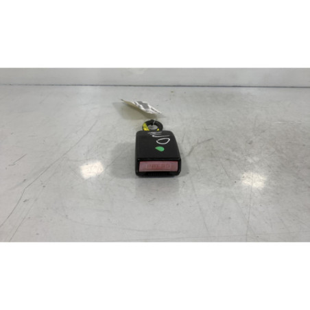 Attache ceinture avant droit DACIA LOGAN MCV 1