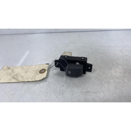 Interrupteur de leve vitre avant droit CHEVROLET CAPTIVA