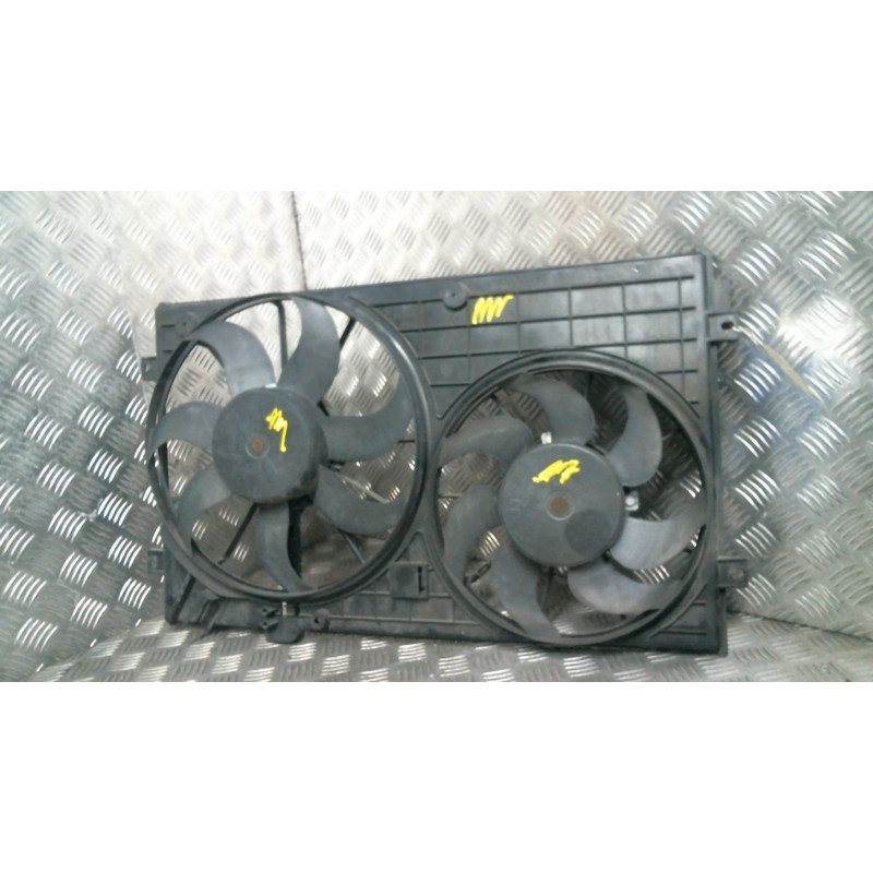 Moto ventilateur radiateur VOLKSWAGEN GOLF 5 Photo n°1
