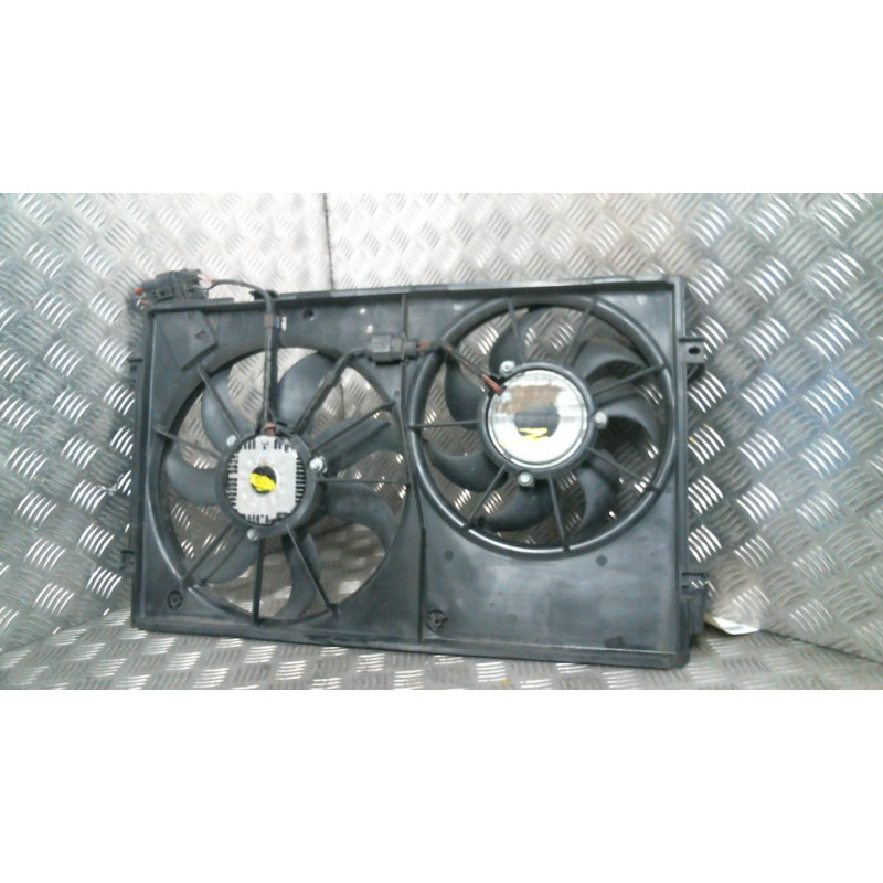 Moto ventilateur radiateur VOLKSWAGEN GOLF 5 Photo n°2