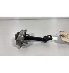 Arret de porte avant gauche PEUGEOT 208 1
