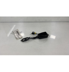 Attache ceinture avant droit PEUGEOT 208 1