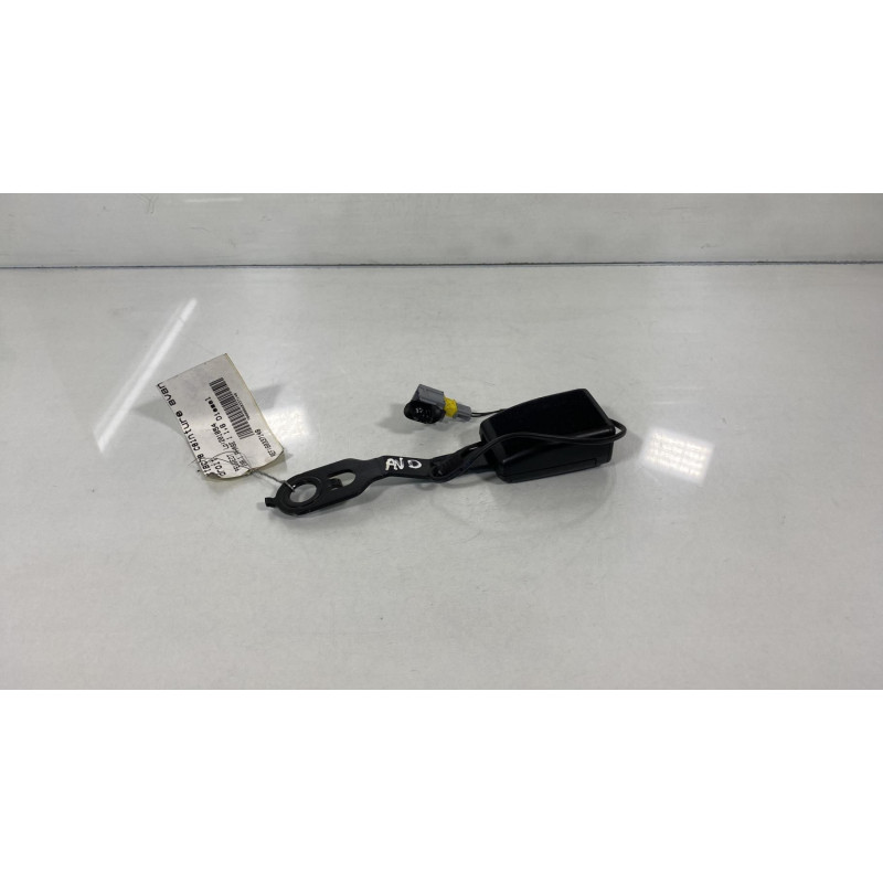 Attache ceinture avant droit PEUGEOT 208 1 Photo n°2