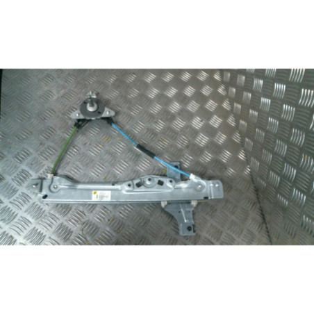 Leve vitre mecanique arriere droit PEUGEOT 208 1 Photo n°1