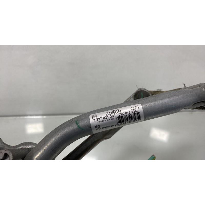 Moteur essuie glace avant PEUGEOT 208 1 Photo n°2