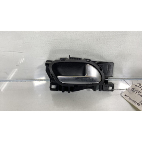 Poignee interieur arriere droit PEUGEOT 208 1