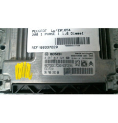 Calculateur moteur PEUGEOT 208 1 Photo n°1