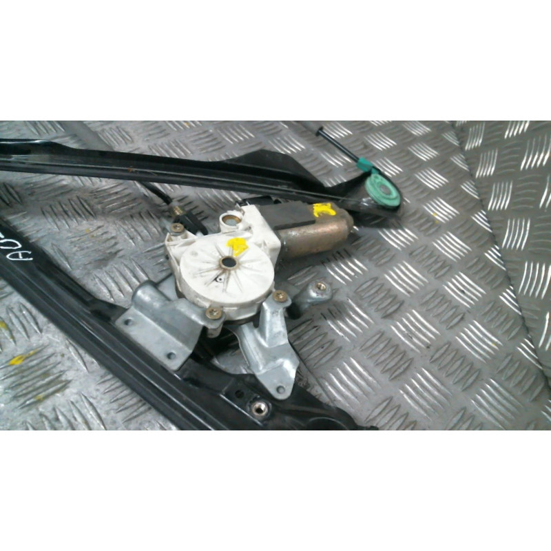 Leve vitre electrique avant droit FORD FOCUS 1 Photo n°2