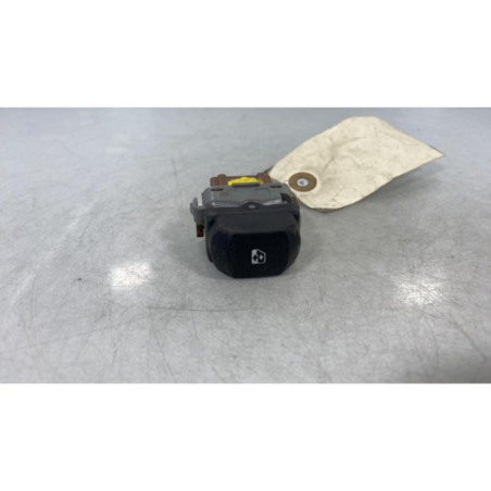 Interrupteur de leve vitre avant gauche RENAULT CLIO 3