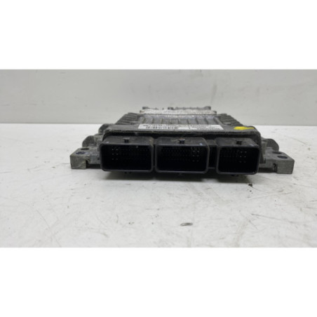 Calculateur moteur RENAULT GRAND SCENIC 2 Photo n°1