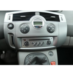 Calculateur moteur RENAULT GRAND SCENIC 2