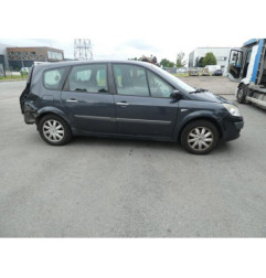 Calculateur moteur RENAULT GRAND SCENIC 2