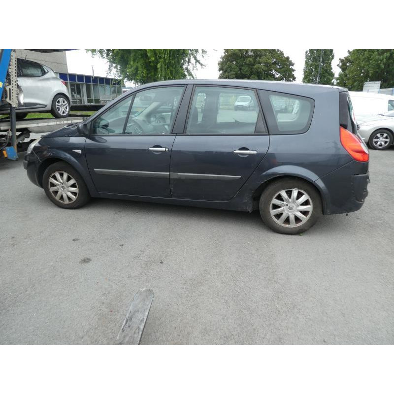 Calculateur moteur RENAULT GRAND SCENIC 2 Photo n°10