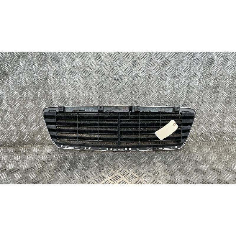 Calandre MERCEDES CLASSE CLK 208 Photo n°1